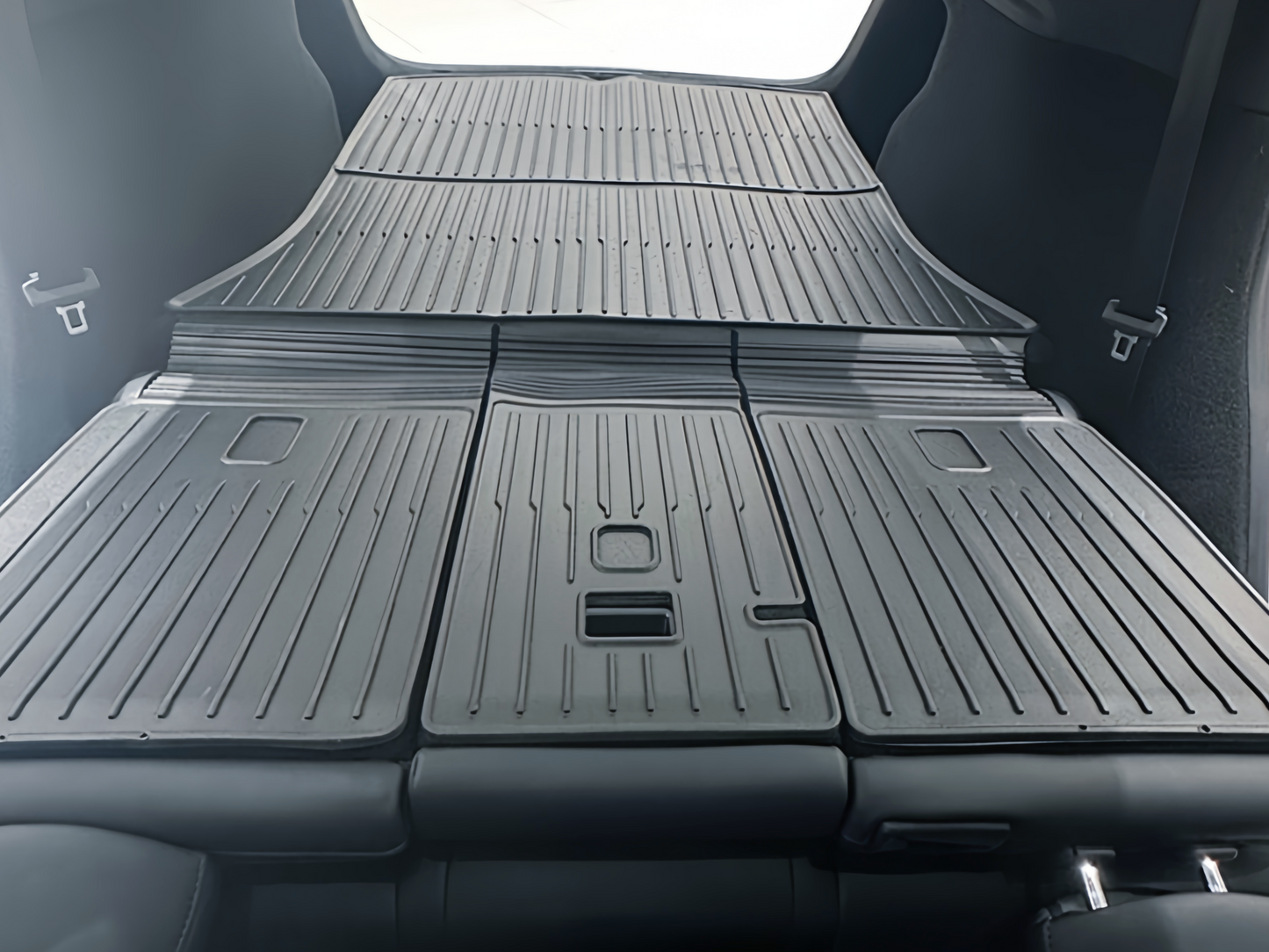 Model Y Juniper 2026+: All-In-One TPE Trunk Storage Cargo Liner