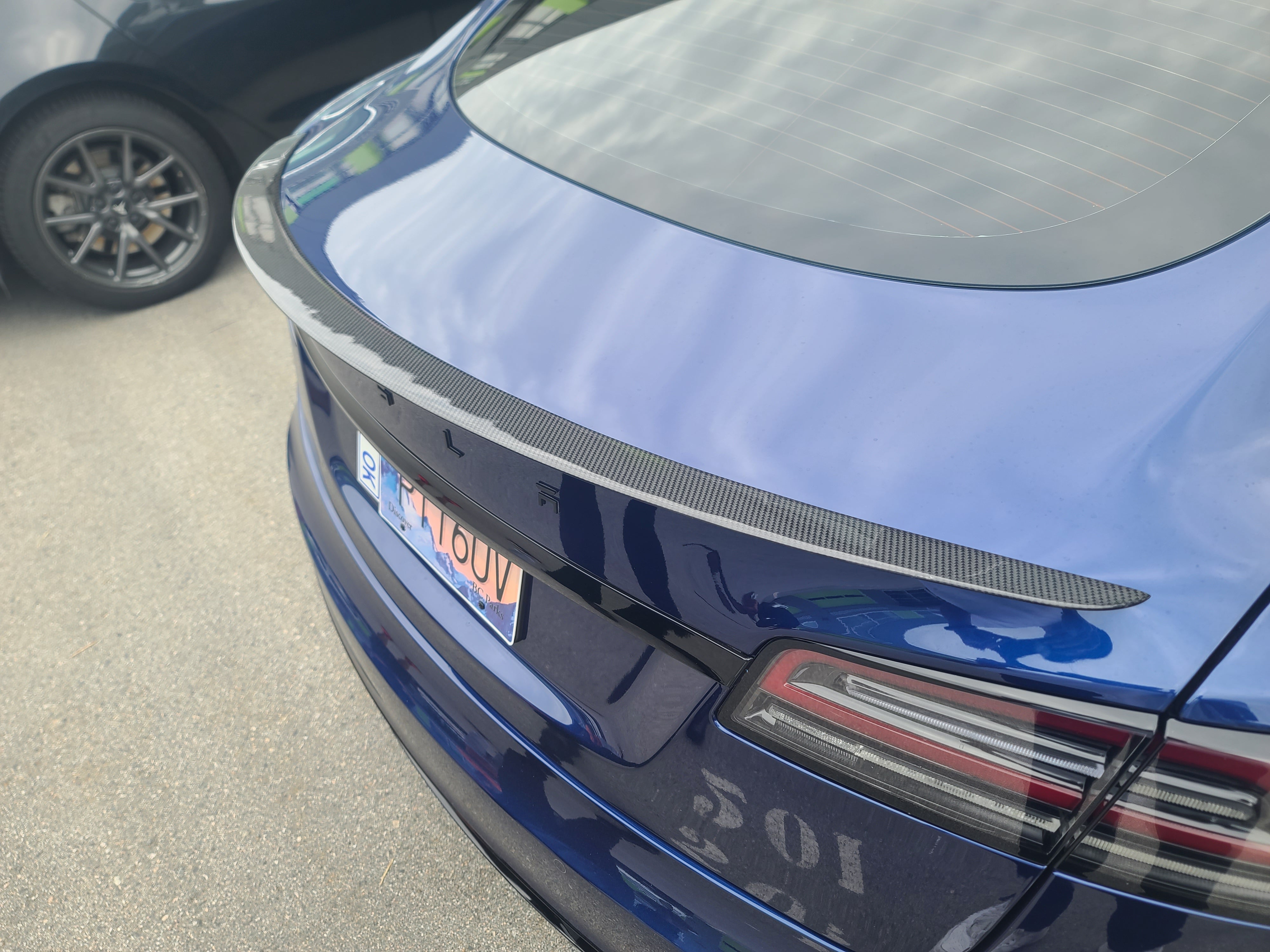 Model S: Real Carbon Fibre Performance Spoiler – EVACA | Premium