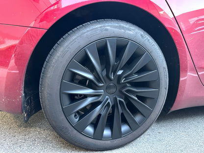 Modèle 3 Highland 2024-2025 : protège-jante Blade 18"