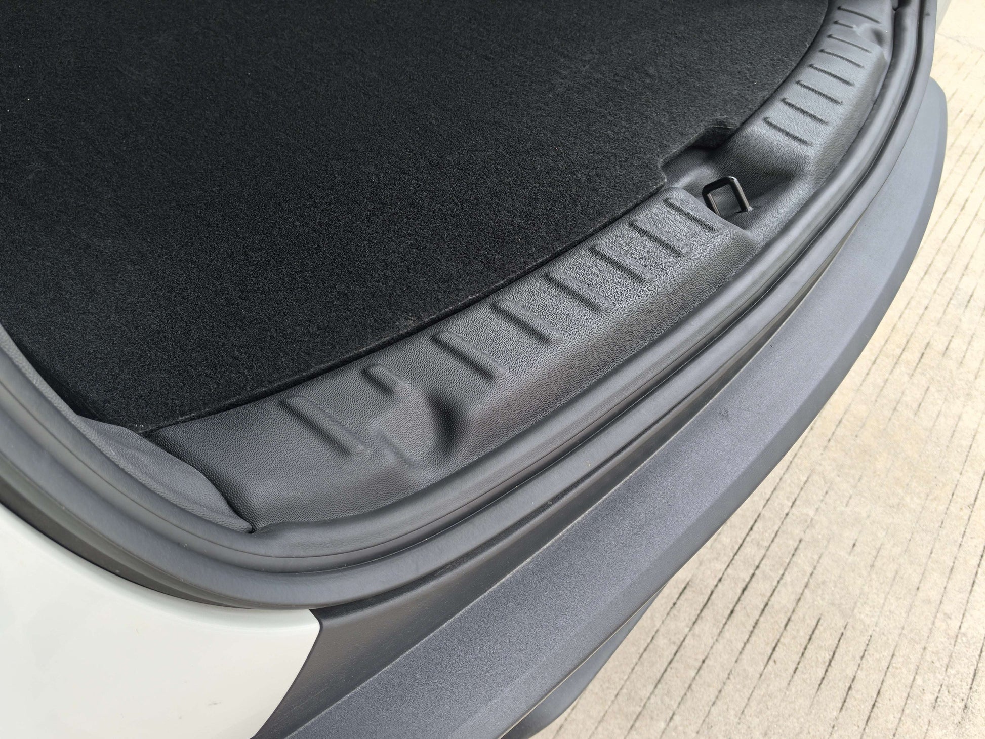 model-y-juniper-tpe-trunk-sill-covers