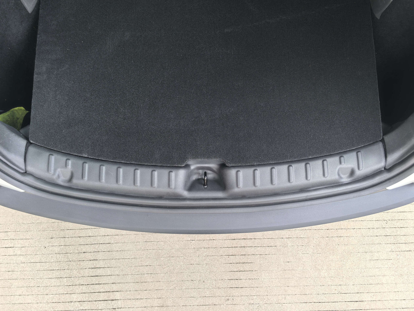 model-y-juniper-tpe-trunk-sill-covers