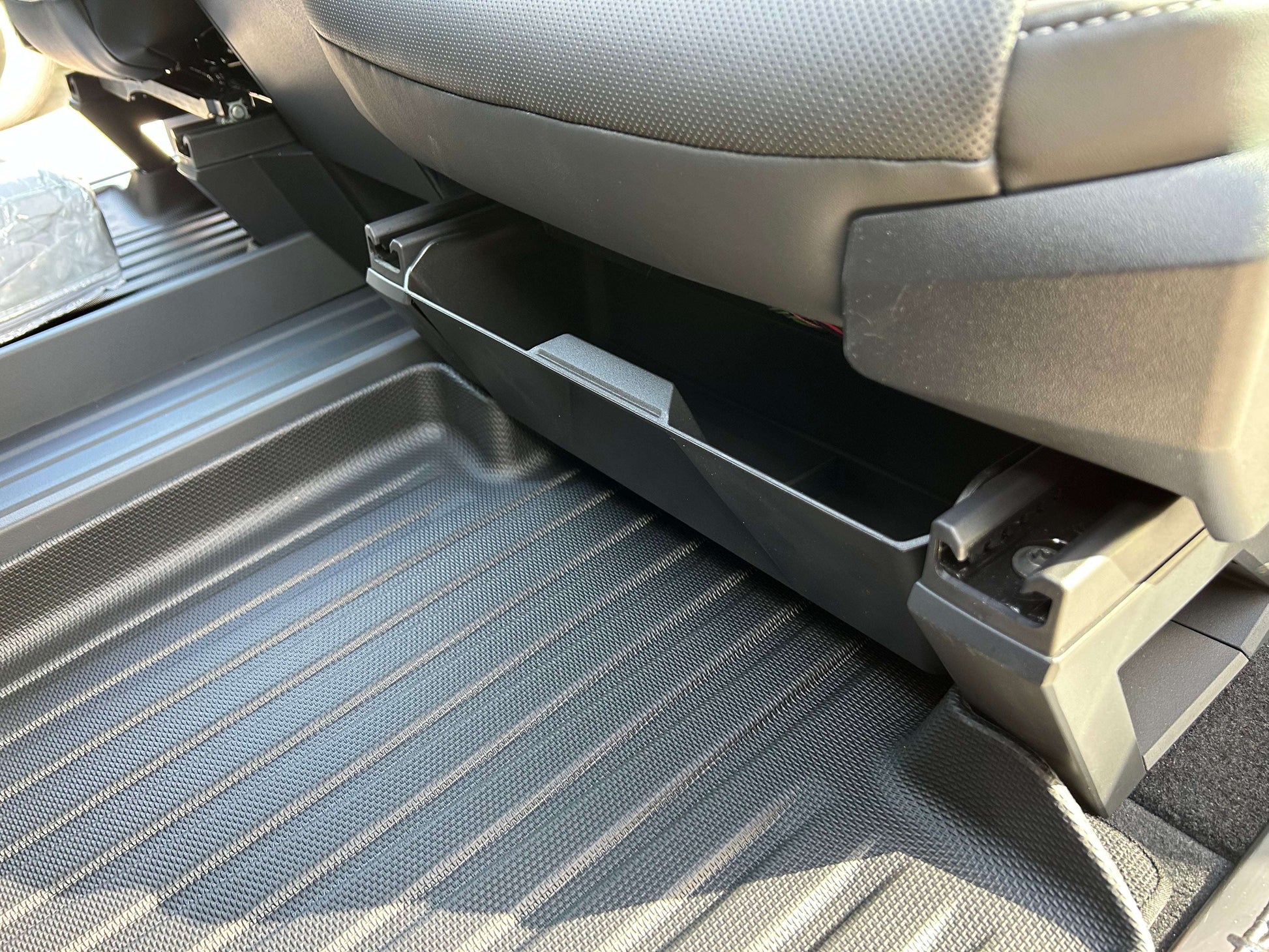 cybertruck-underseat-drawer