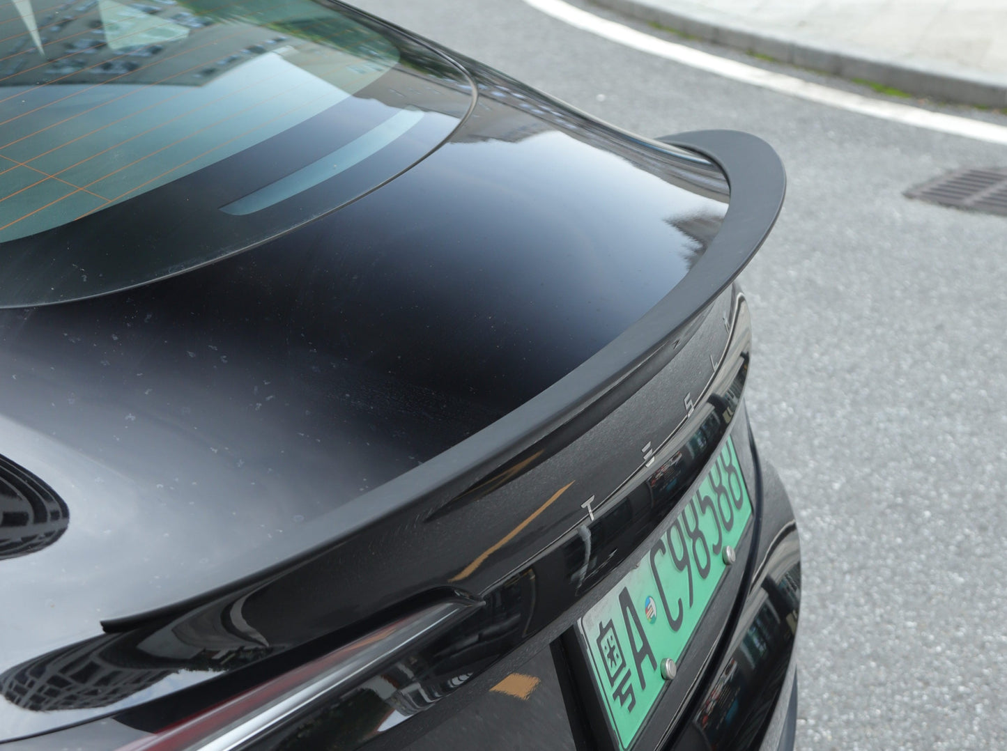 Model 3 Highland 2024-2025: Performance Spoiler (ABS+coating)