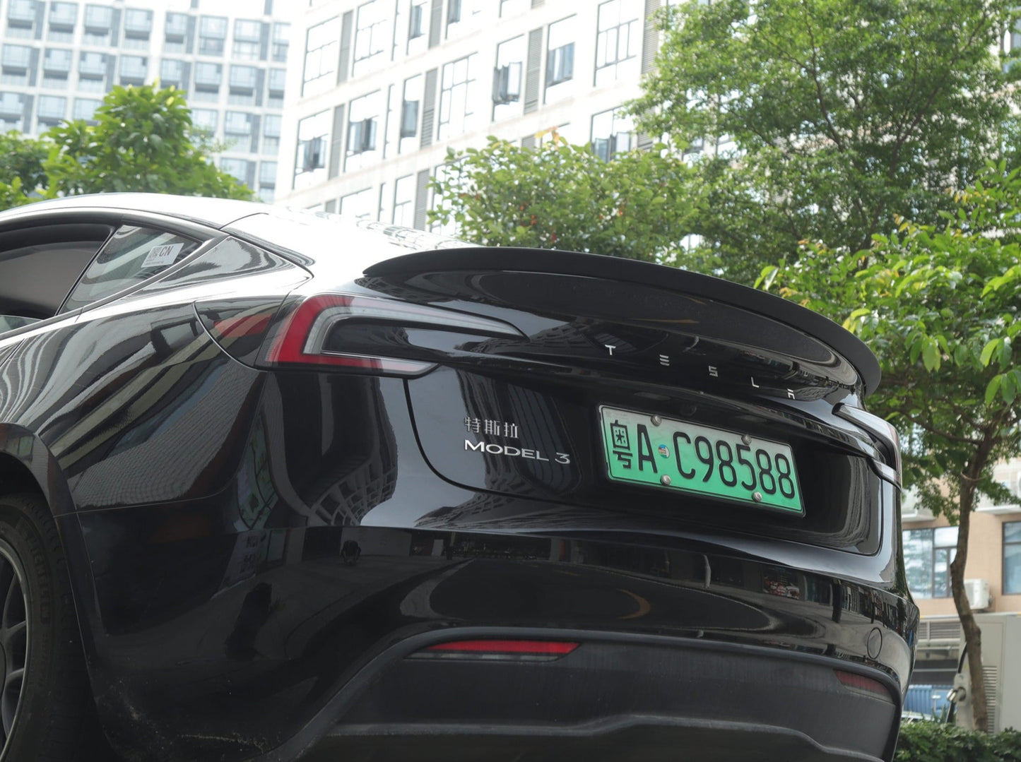 Model 3 Highland 2024-2025: Performance Spoiler (ABS+coating)