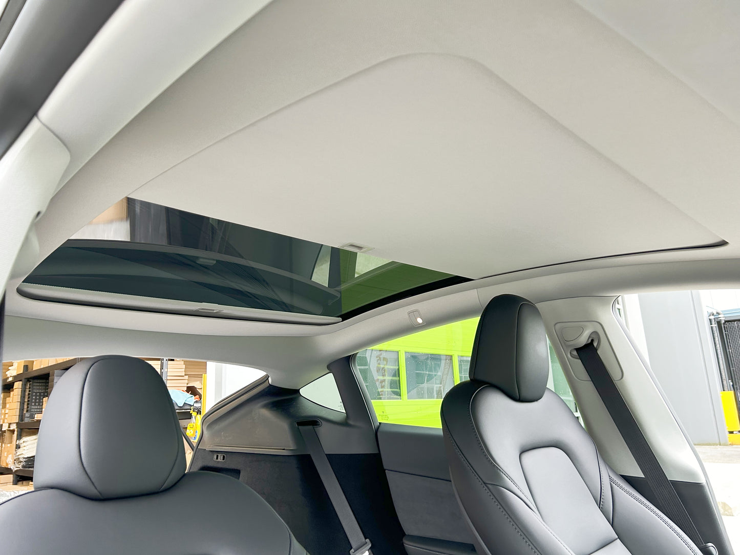 Model Y: Retractable Glass Roof Sunshade