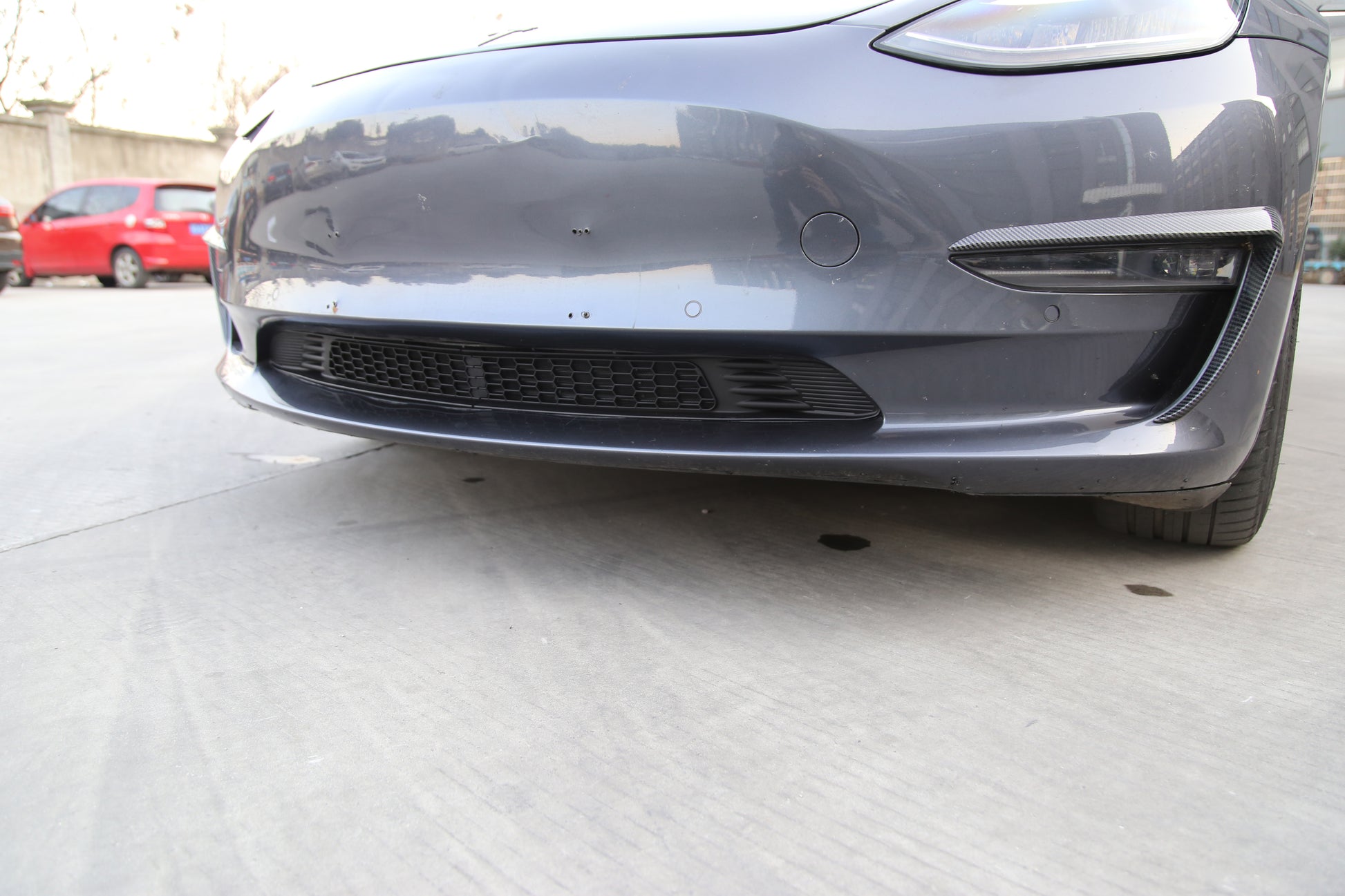 Tesla Model 3 Model Y front bumper grille outline molding