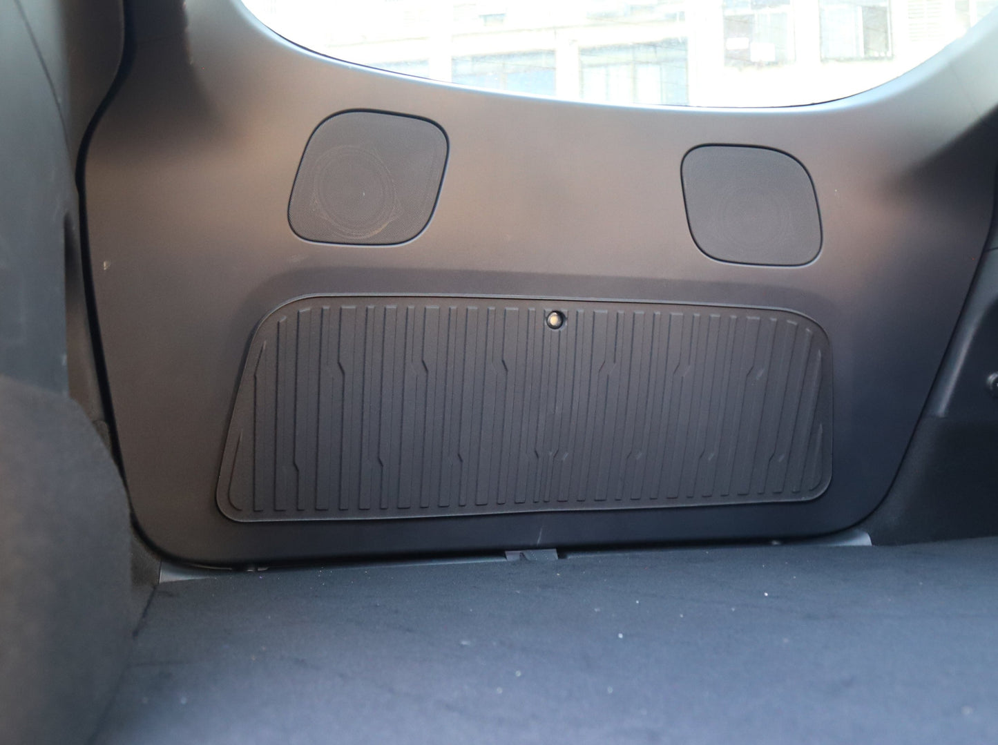 model-y-rear-trunk-lid-cover-mat